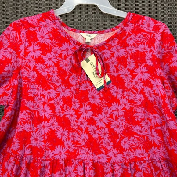 Terra & Sky Womens 1X (16W-18W) Red Floral Print Top Short Sleeve Swing Tiered - Picture 4 of 8
